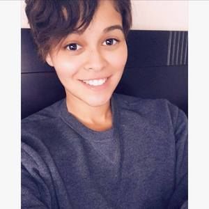 Meet your Posher, Jazmine